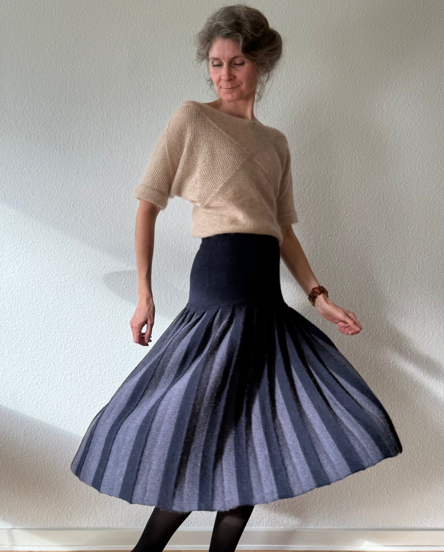 Louvers skirt