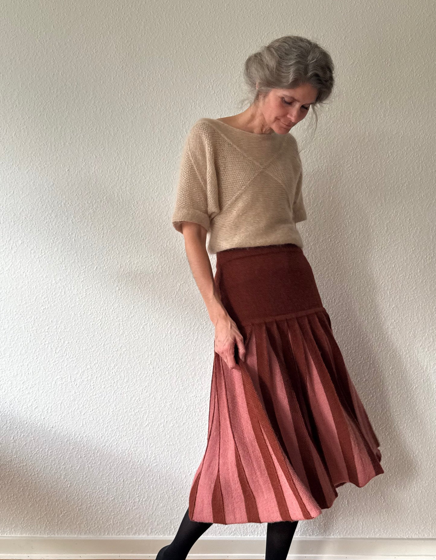 Louvers skirt